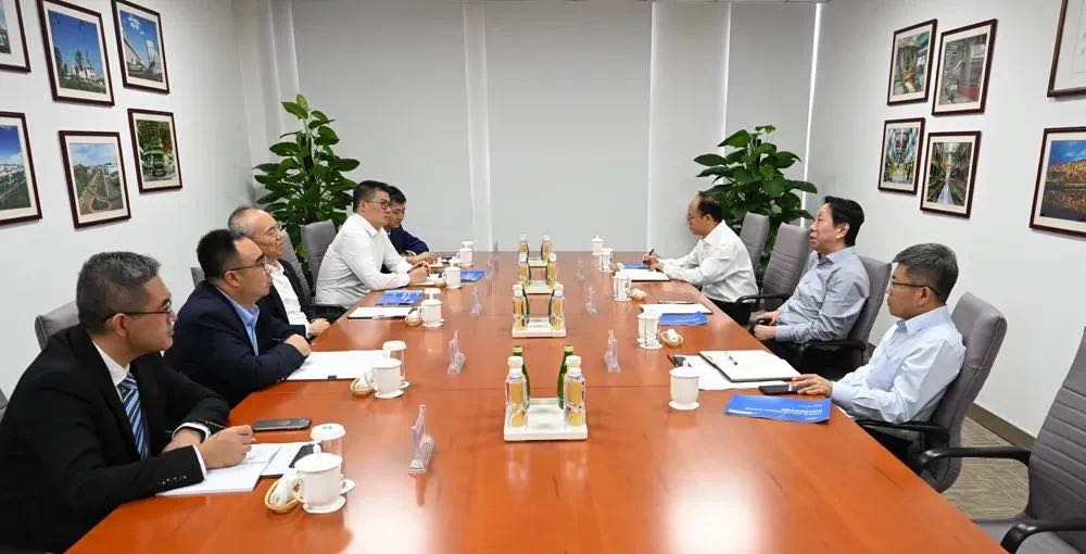 徐少春走进河钢，与于勇董事长共话钢铁行业转型(图1)